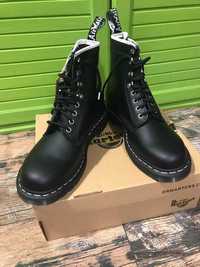 Buty glany na zamek Dr. Martens rozm44