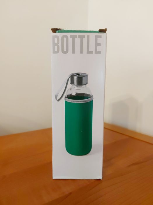 Garrafa vidro com capa | 420 ml | NOVA