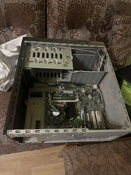 Детали, блок от ПК