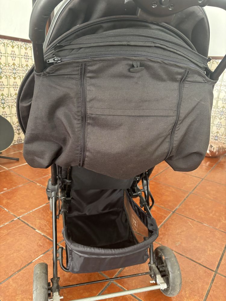 Carinho de passeio para bebe