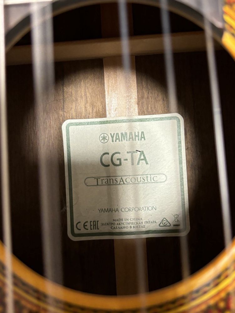 Класична гітара Yamaha CG-TA TransAcoustic + сумка в подарунок