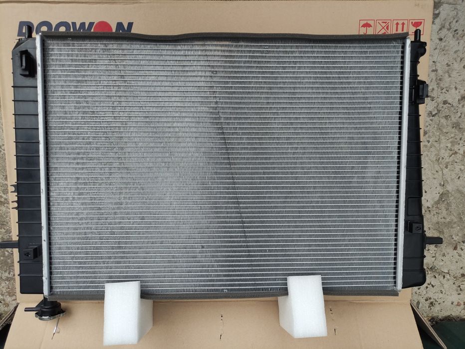 Радиатор охлаждения  Kia Hyundai