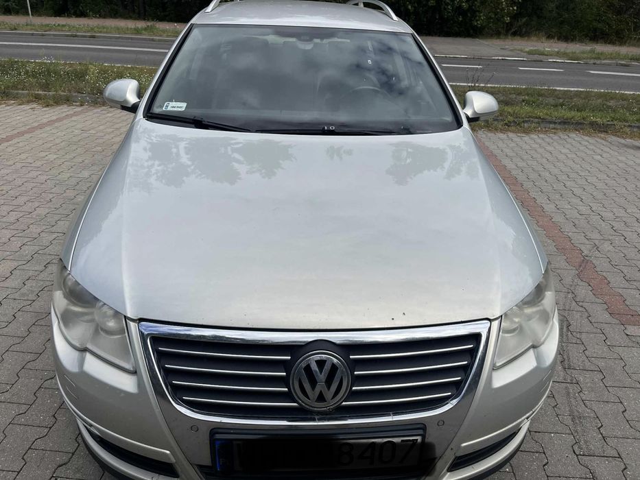 VOLKSWAGEN Passat B6 Highline 2.0 TDI-CR 2008 rok