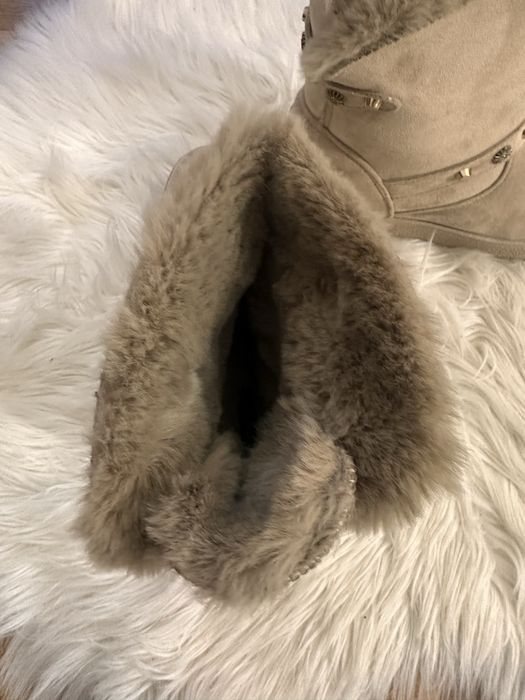 Чобітки, угі, черевики, сапоги, зимове жіноче взуття