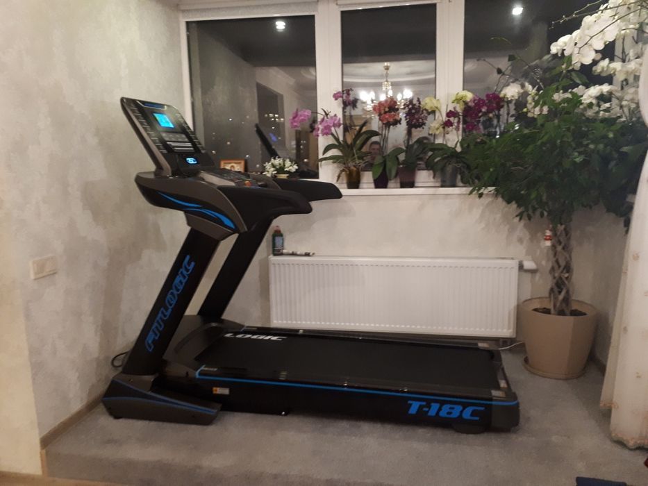 Беговая дорожка Fitlogic T18C