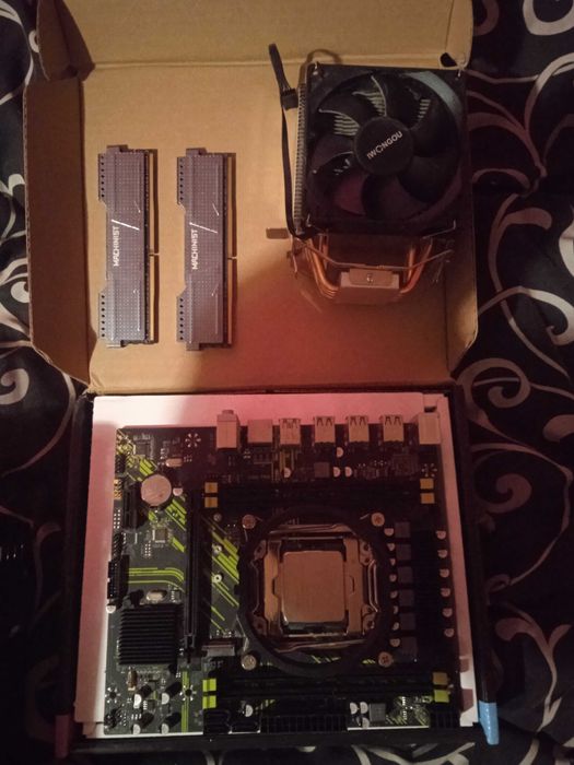 Machinist x99 PR9/E5-2640v3/16gb Комплект