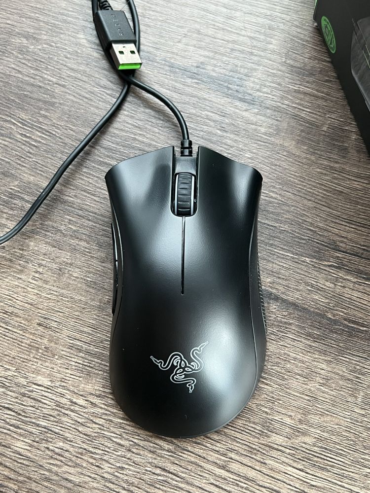 Миша Razer DeathAdder Essential USB Black