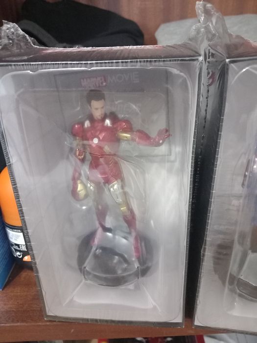 Marvel figuras pintadas a mao