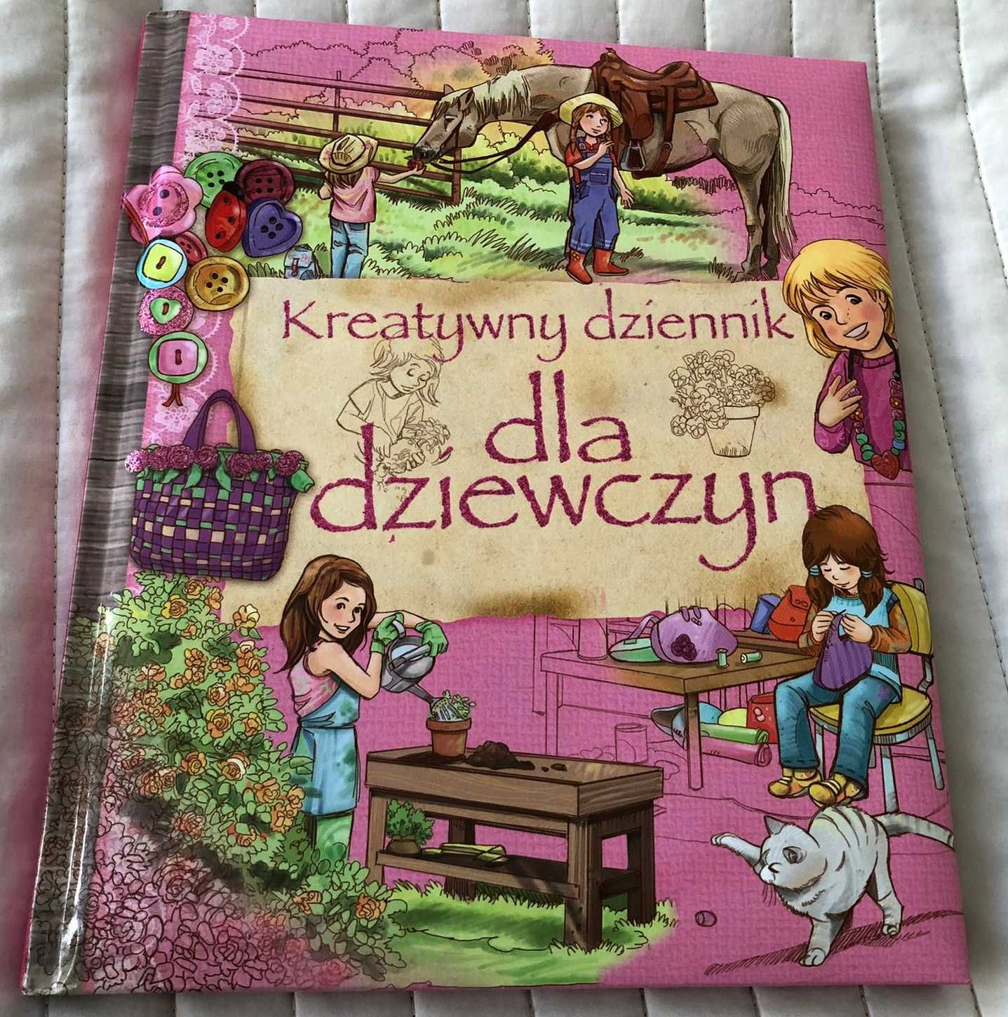 Kreatywny dziennik dla dziewczyn wydawnictwo olesiejuk