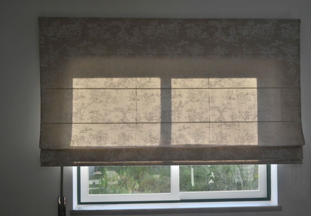 Cortinado/ Veneziana com motivo campestre