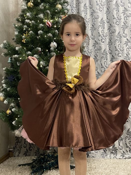 дитячі нарядні плаття ,сукні Сніжинки,Бджілки та інші  на  Сніжинки