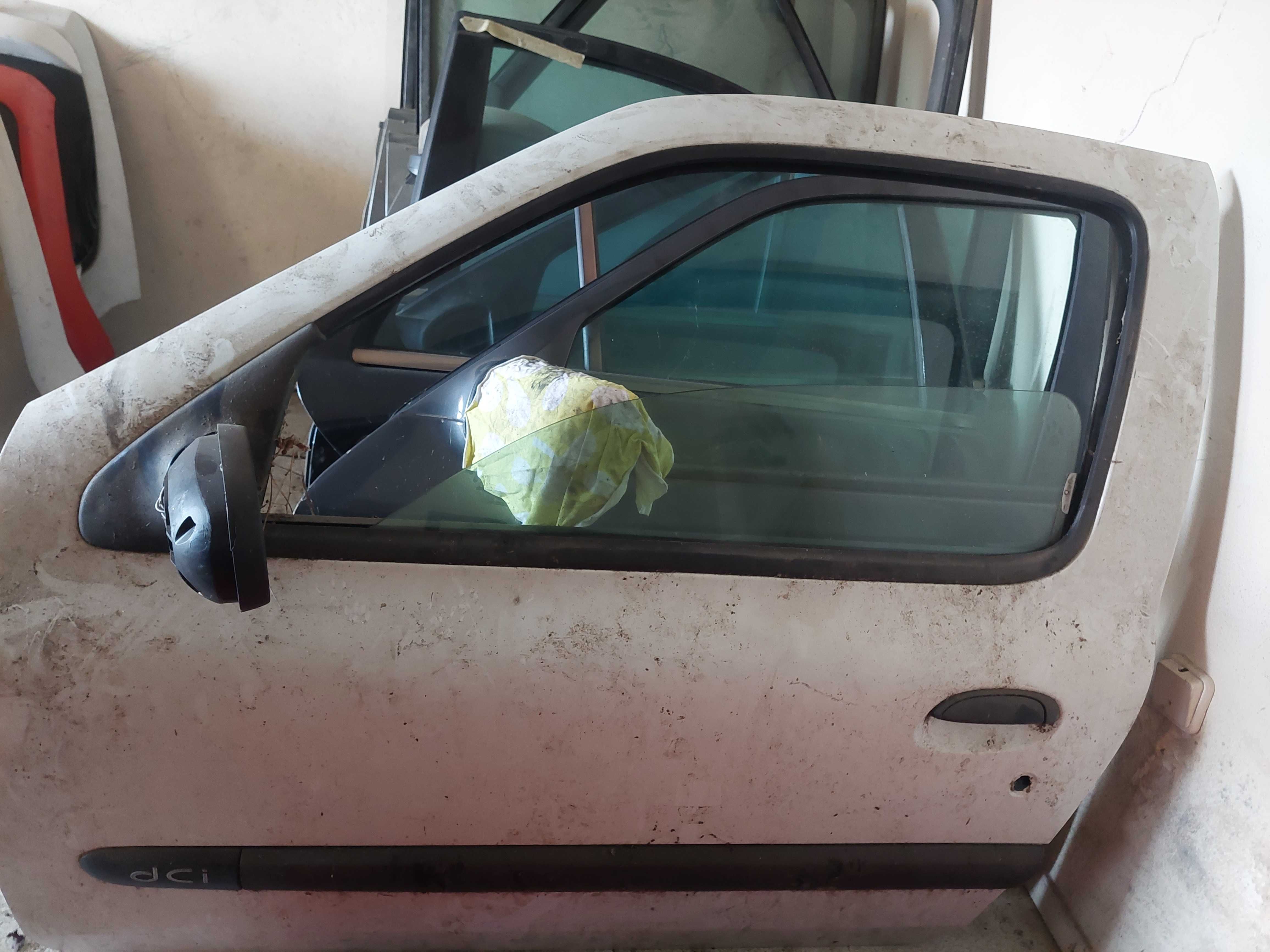 Portas e malas para vários carros