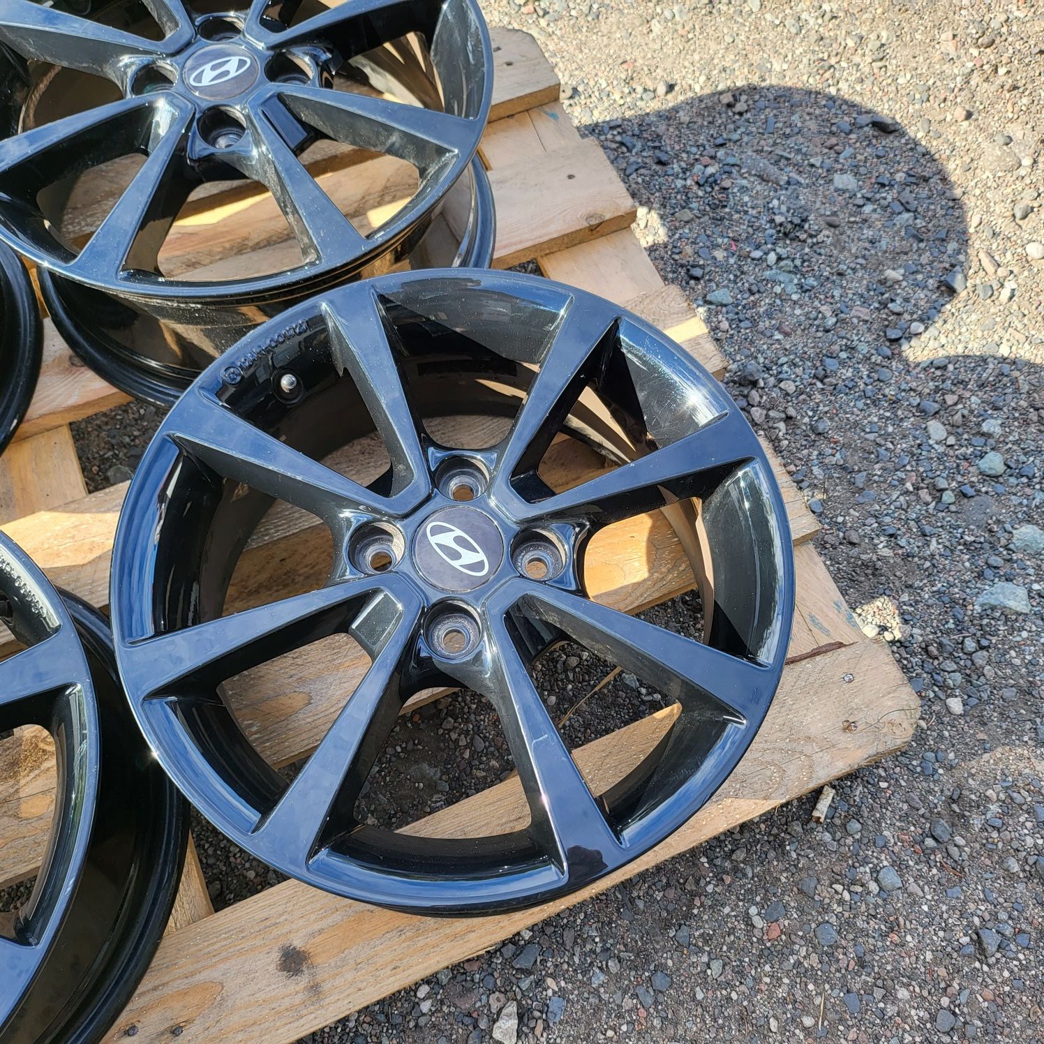 Alufelgi 15 Hyundai I20 I10 Getz Bayon Kia Rio Stonic 4x100 ET48