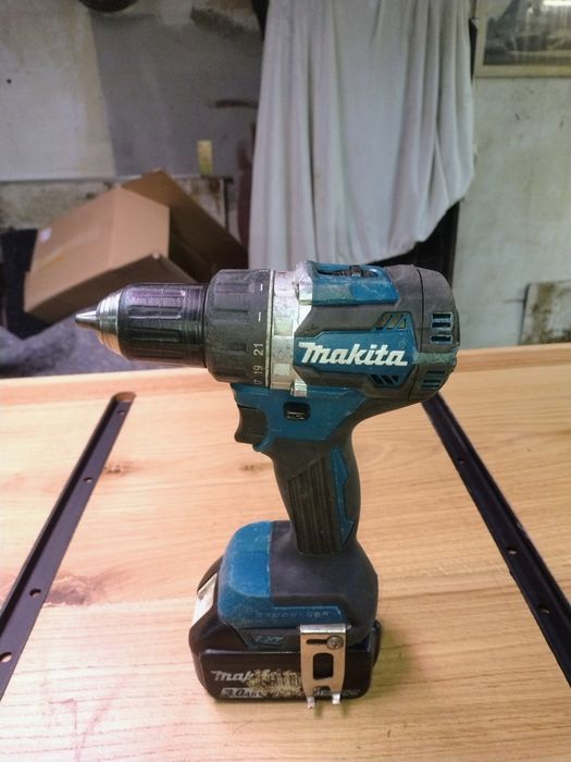 Wkrętarka Makita ddf484