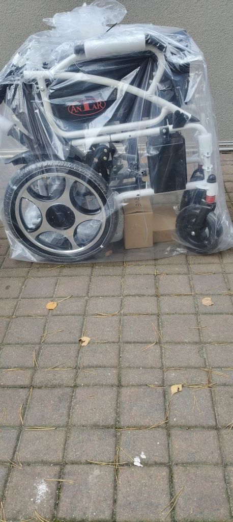 Wózek inwalidzki elektryczn GWARANCJA y dla seniorów