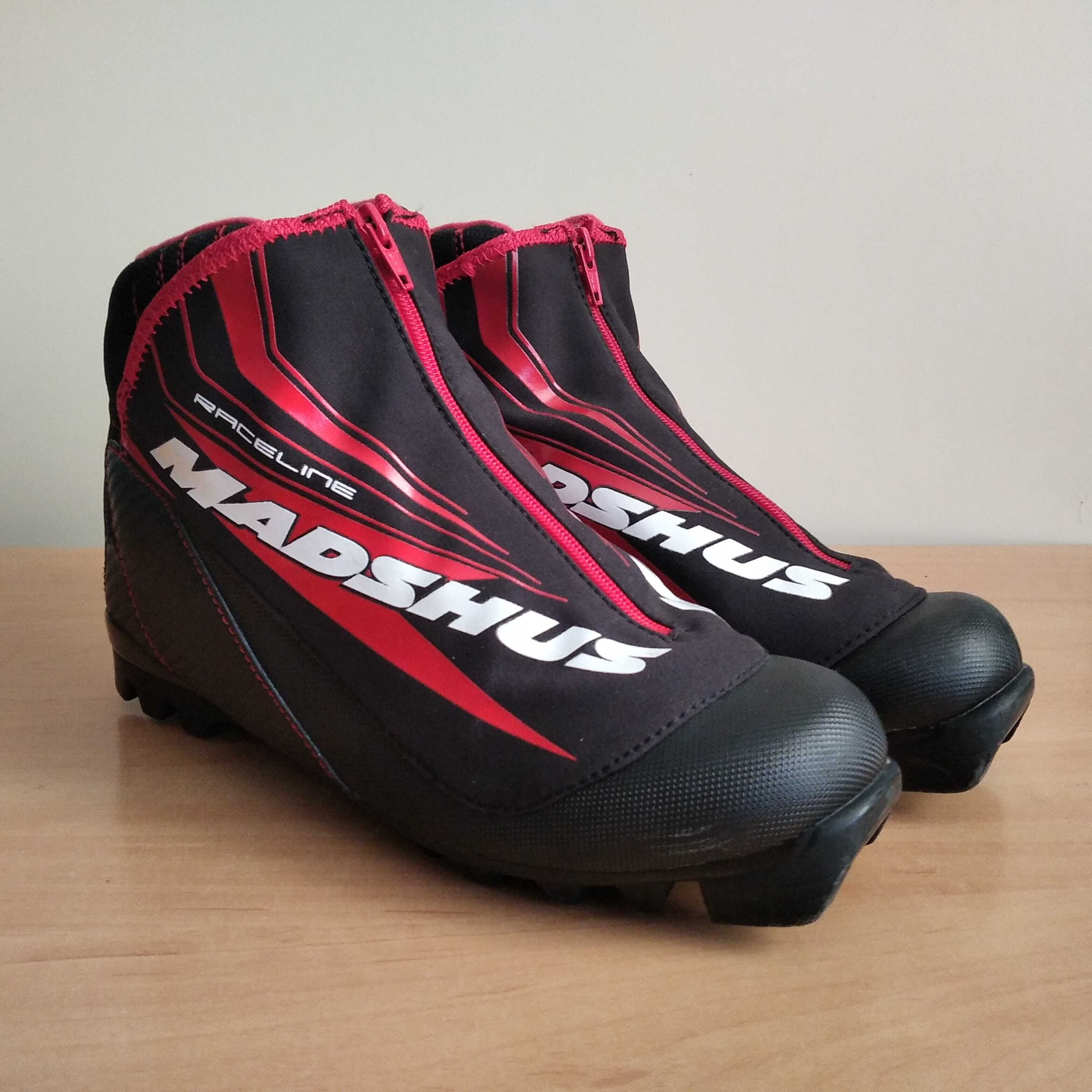 Buty narciarskie biegowe MADSHUS Raceline NNN roz.eu-38