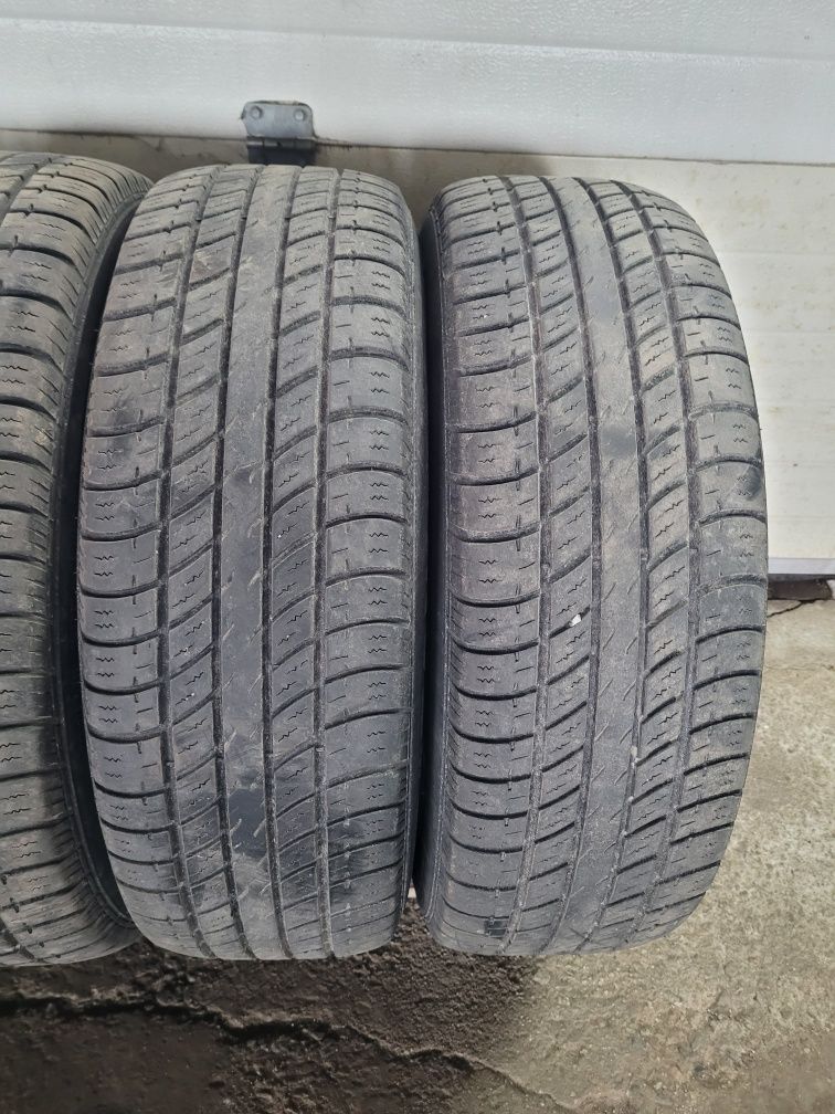 Opony całoroczne używane 225/65 R17 102T Uniroyal - 4 szt.