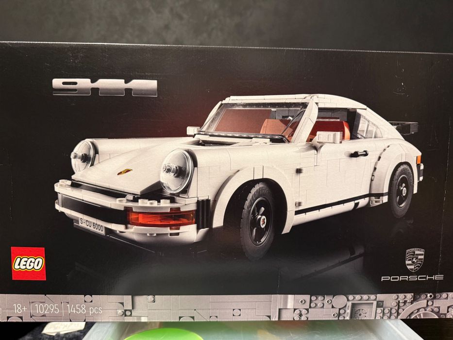 Конструктор LEGO Icons expert Porsche 911