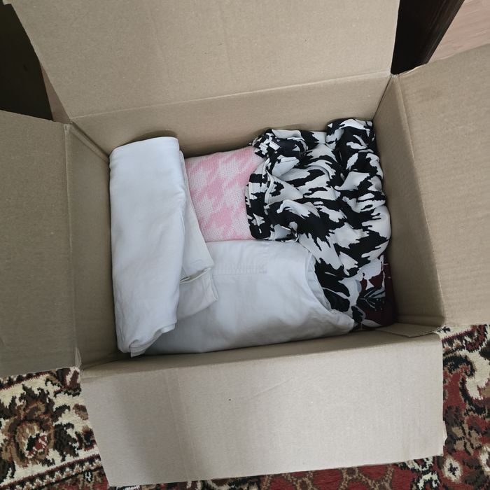 Zestaw ubrań damskich