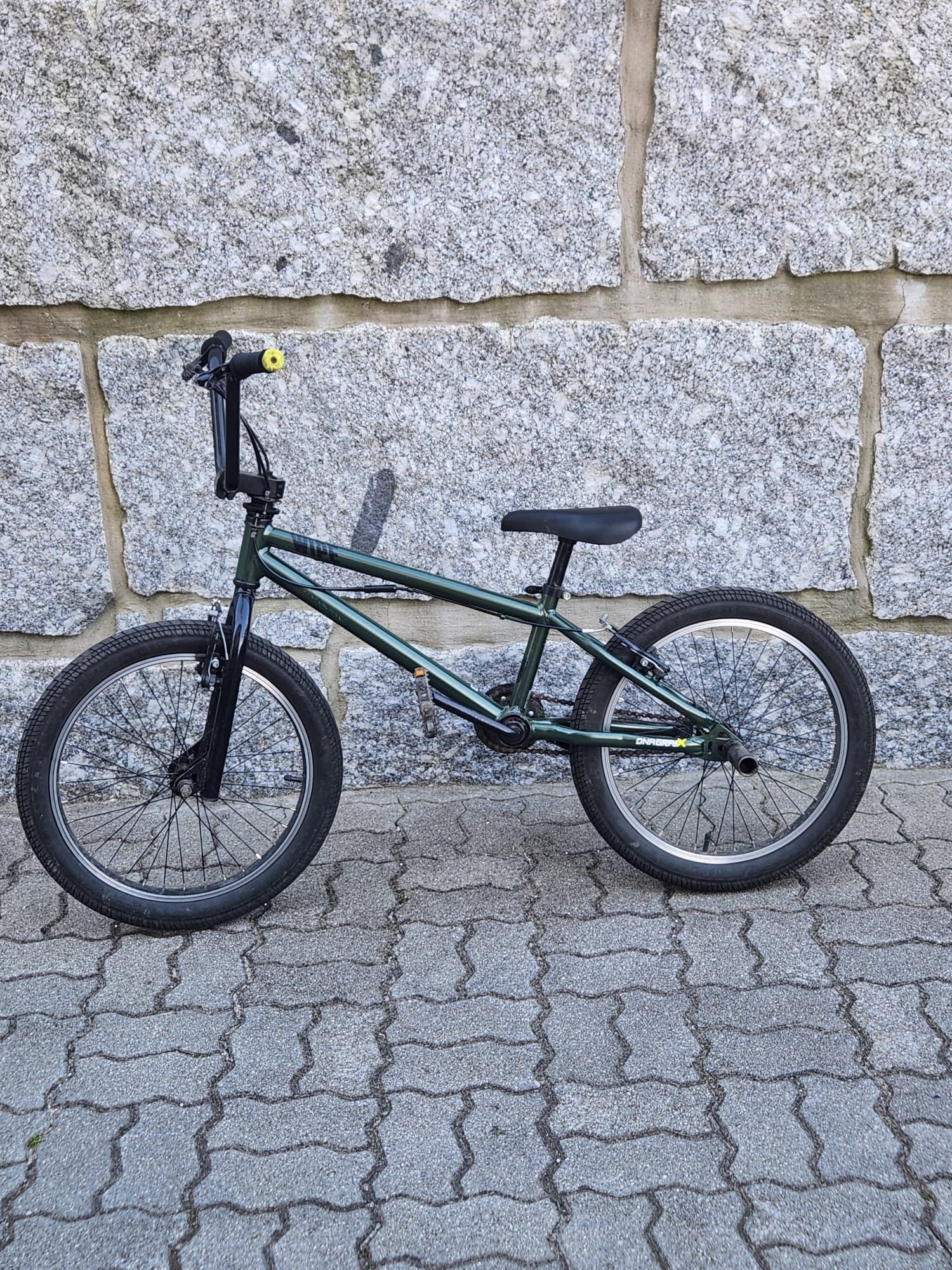 Bmx, está como nova.