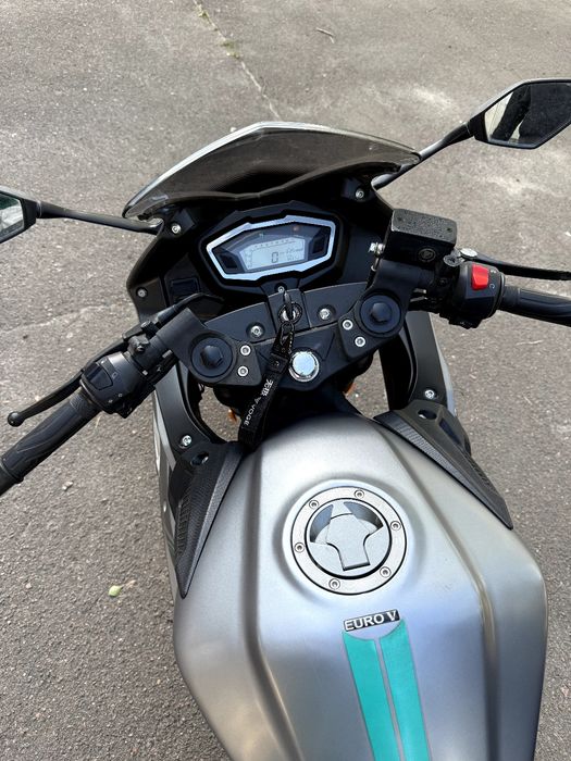 Продам Voge 300rr