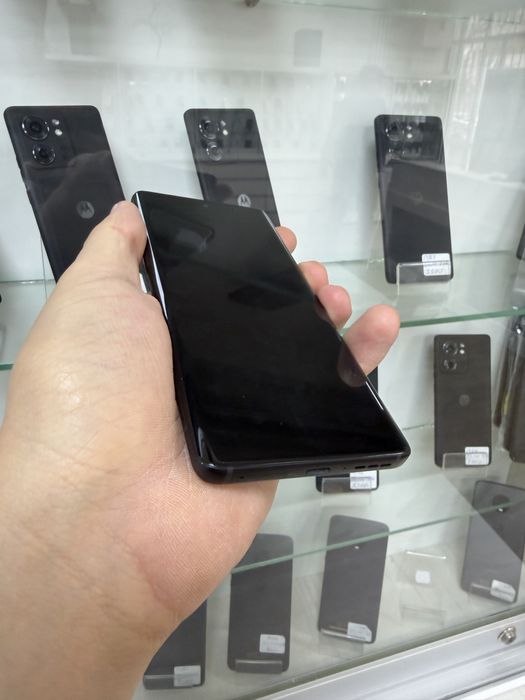 Motorola edge 2023 256gb. Sim+esim