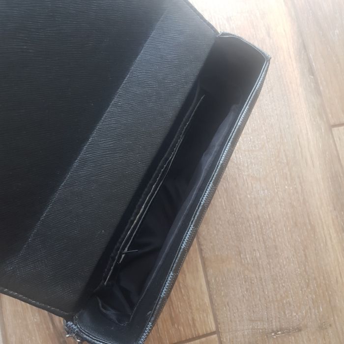 Torebka z logo Louis Vuitton