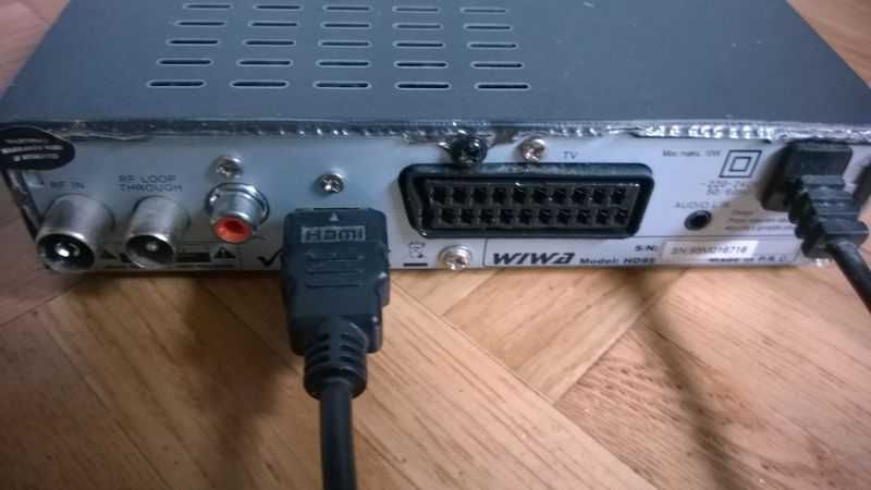 Odtwarzacz filmów muzyki zdjęć przez USB Wiwa HD95 + adapter HDMI VGA