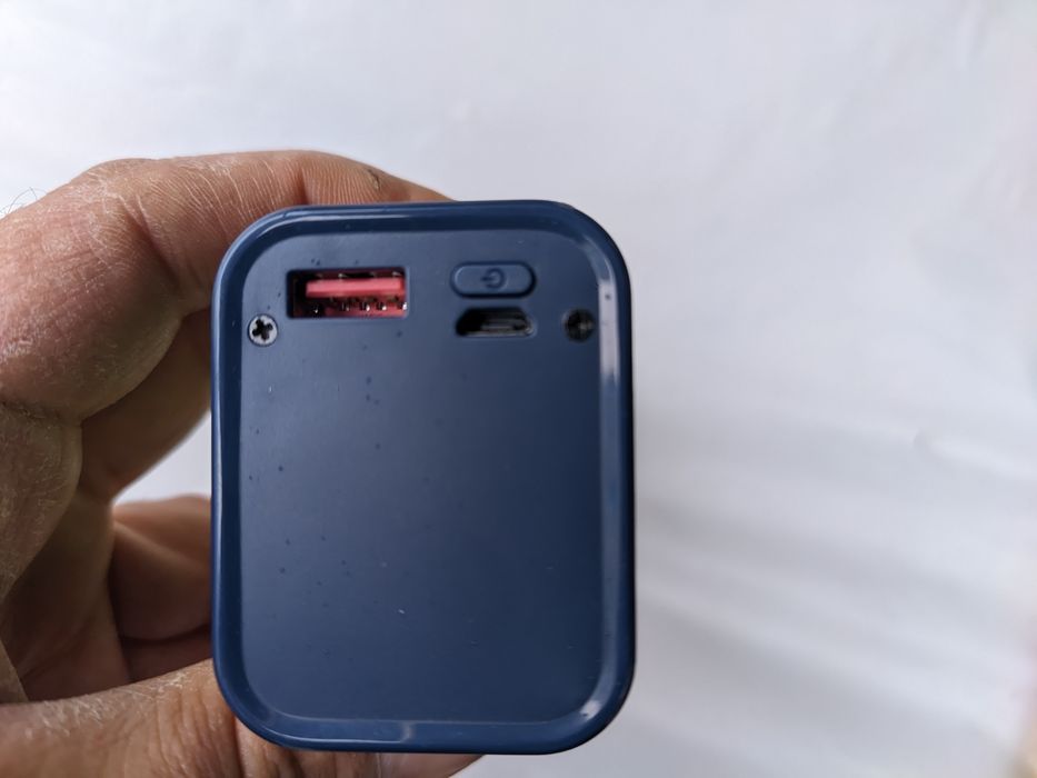 Повербанк для ноутбука 24000 mAh ,  22,5Вт