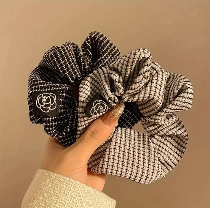 Резинки для волосся