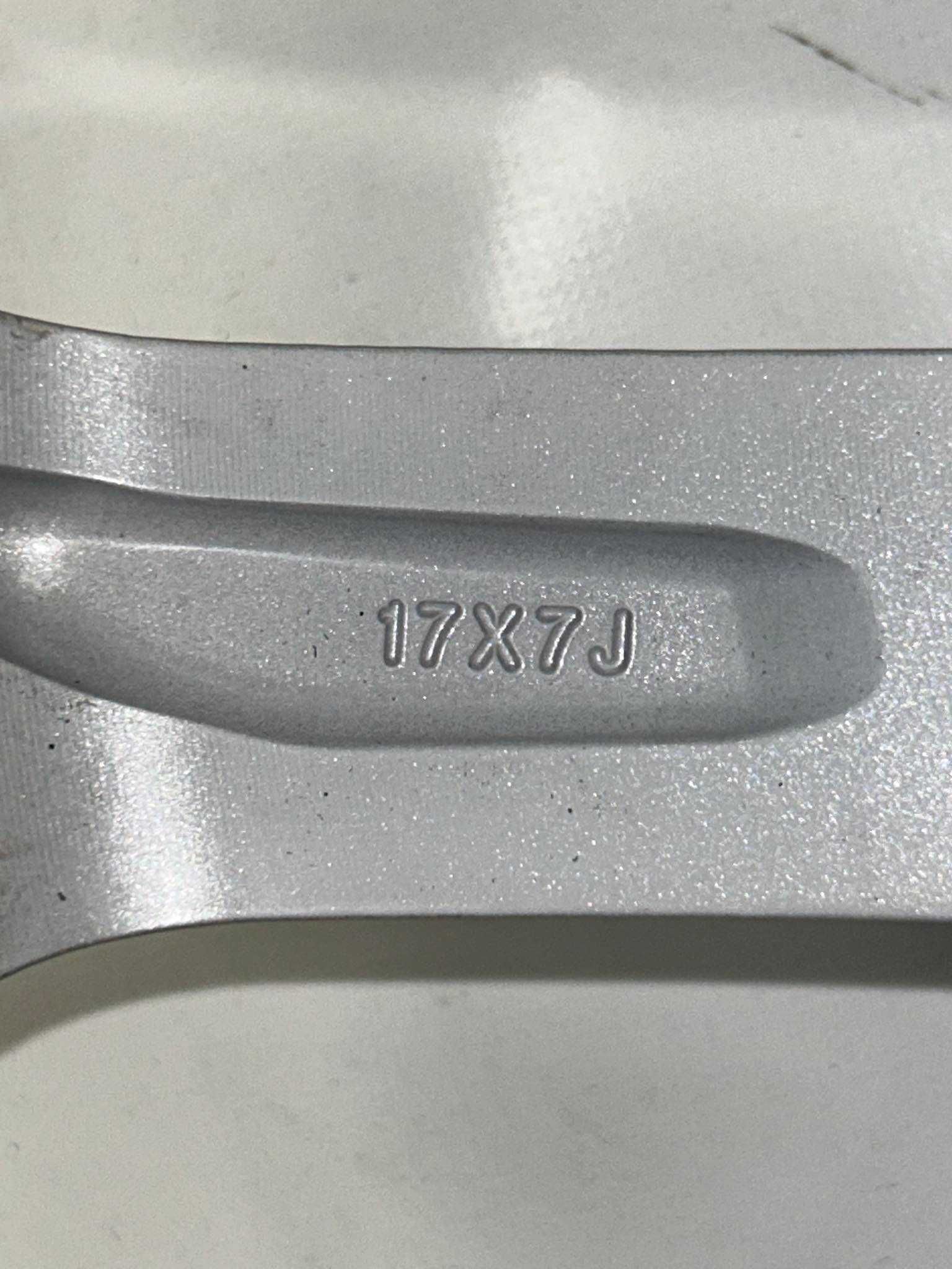 Felgi Aluminiowe Oryginał NISAN 5x114,3  7J x 17'' ET 47 Nisan