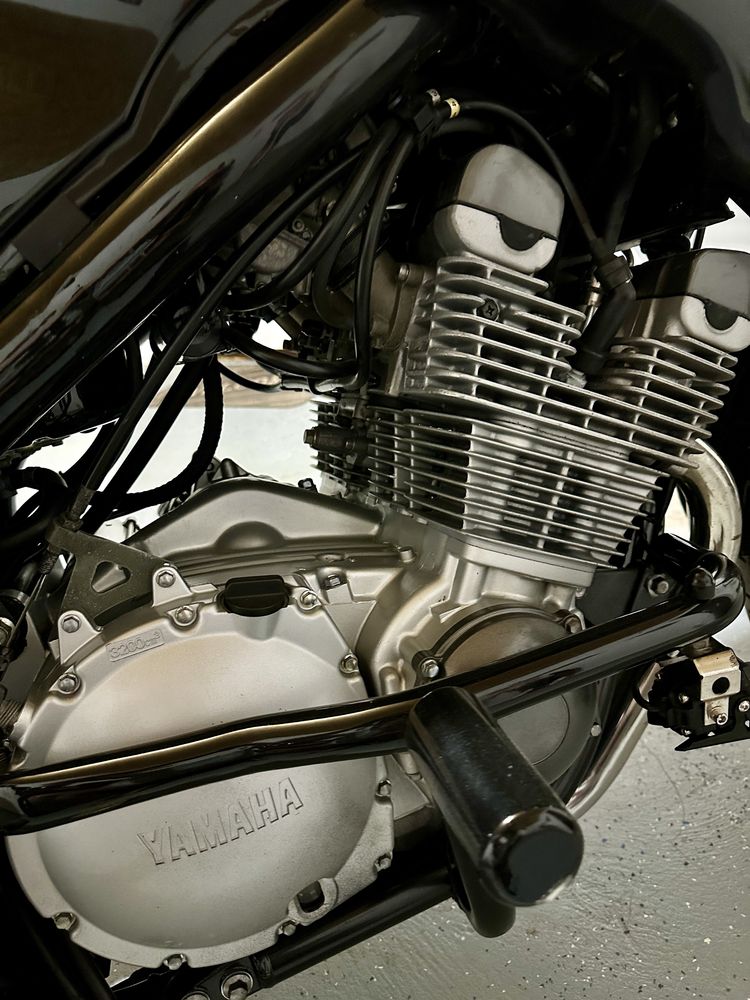 Yamaha XJ 900s Diversion