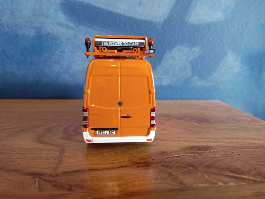Model WSI 1:50 - PILOT BF-3 - Van der Vlist MB Sprinter