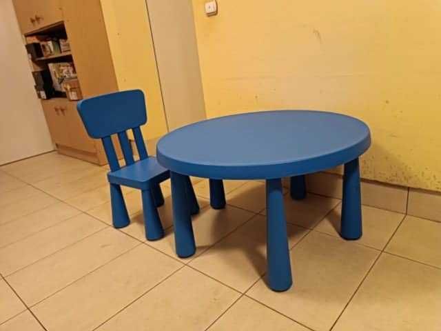 Stolik+krzesełko "MAMUT" (Ikea) kolor ciemny niebieski
