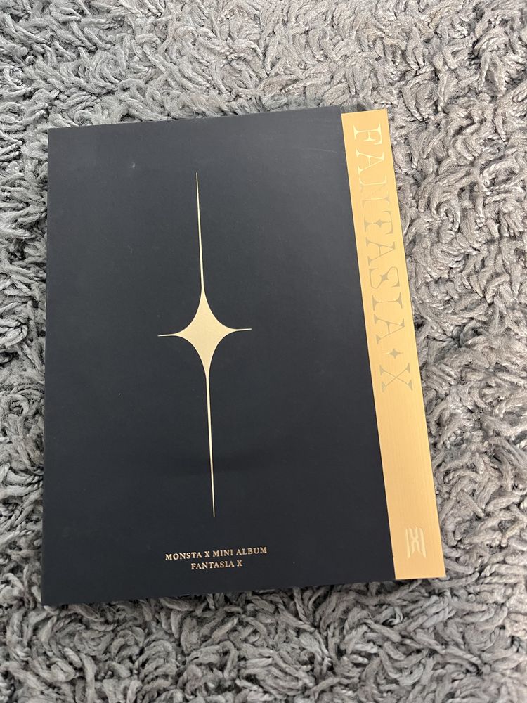 Monsta x fanasia x album