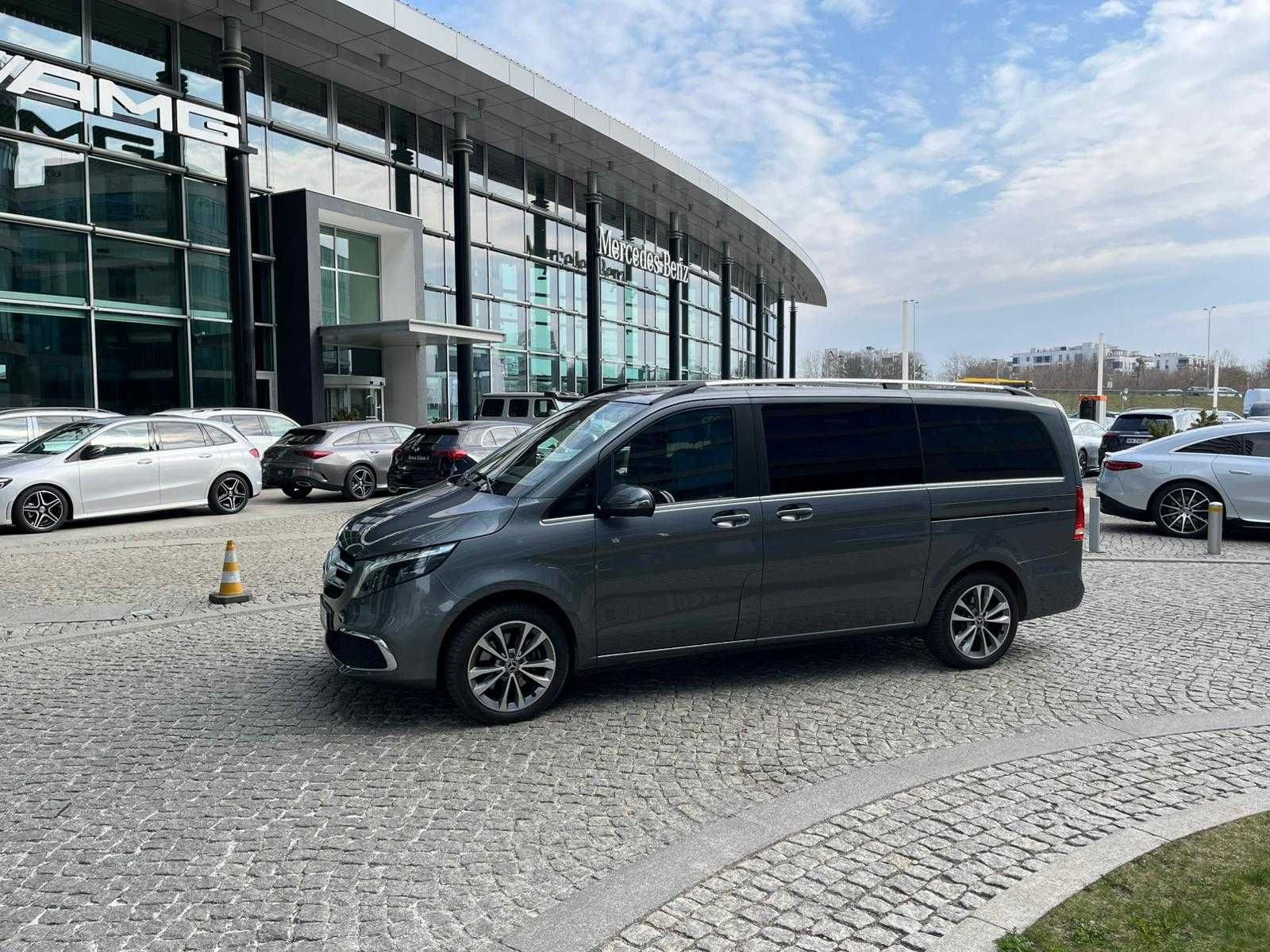 Wynajem Busa VIP, Ekskluzywna V-Klasa 300d 4x4 (7 osób) Automat, 240KM