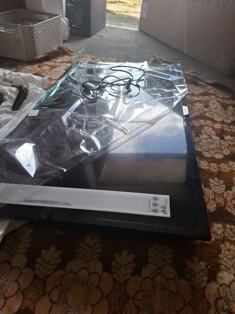 TV LED Philips 39 cali  39PHS4112/12 telewizor crystal 40 cali