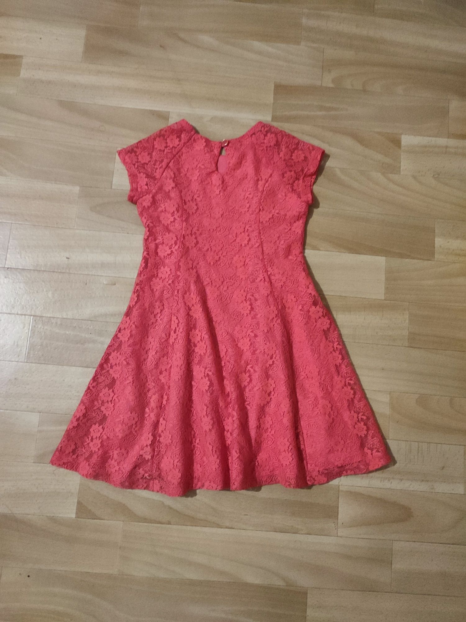 Платье сарафан для девочки новый р 104-110