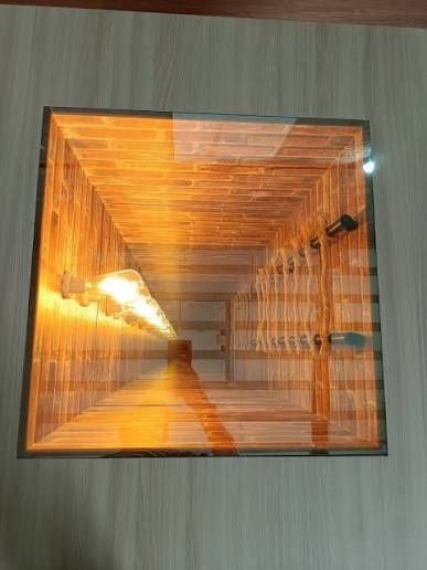 Mesa com fundo infinito