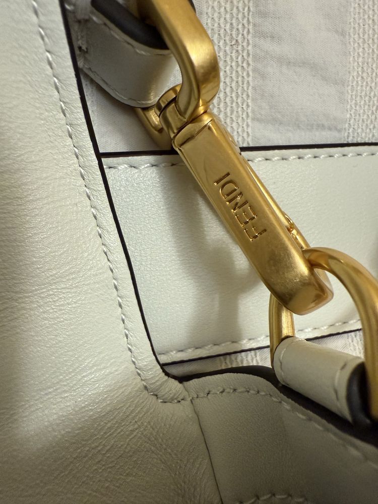 Сумка Fendi оригінал