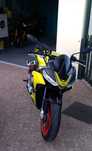 Aprilia Tuono 660 acid gold