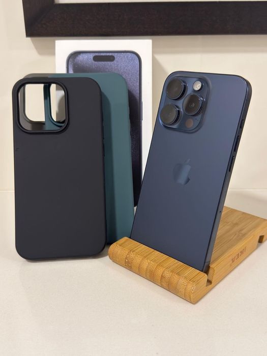 Iphone 15 Pro Como Novo