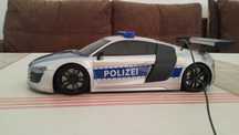 Auto na pilota policja