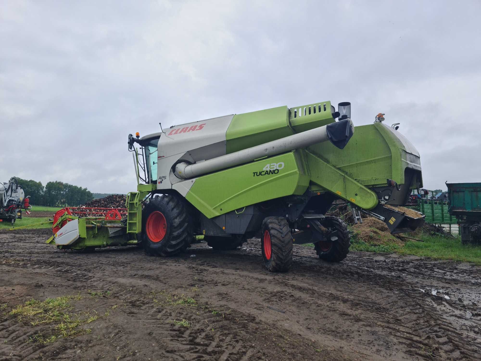 Claas Tucano 430