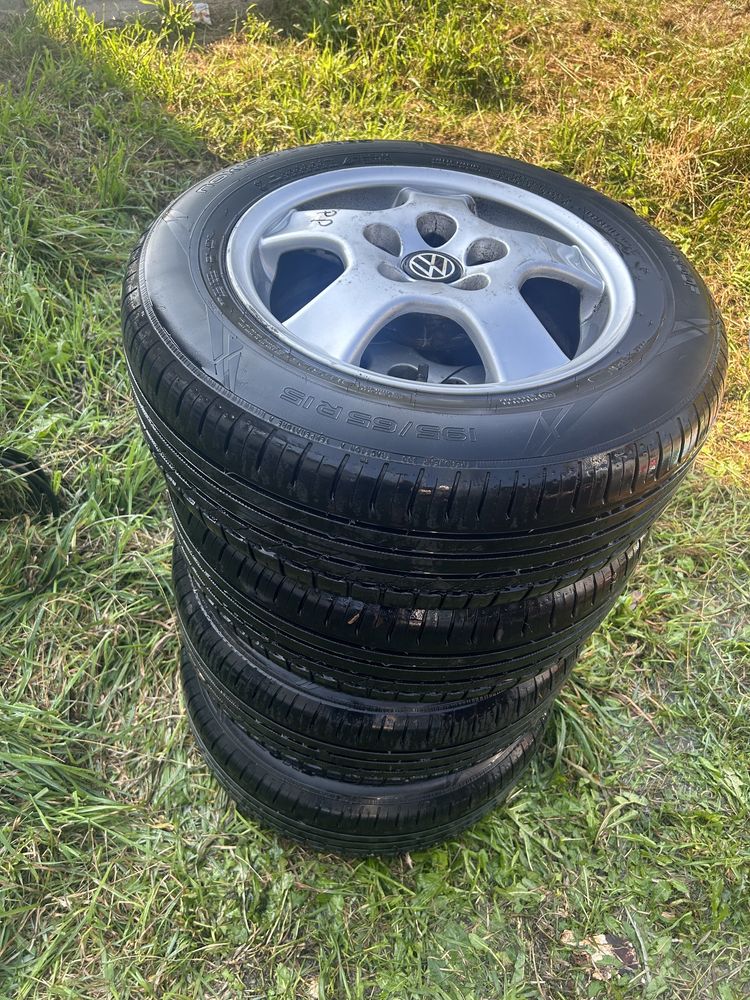 195/65 R15 Nokian Tyres (letnie)