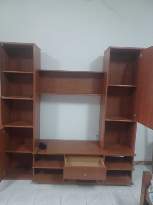 Em ótimo estado de conservação madeira