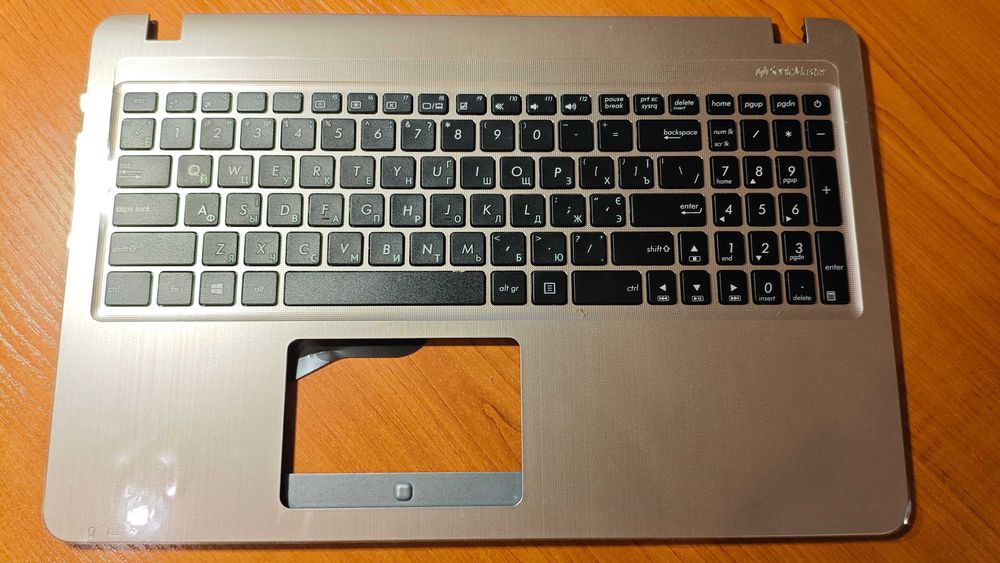Продается топкейс с клавиатурой для Asus X540, X541, R540, R541 и др.
