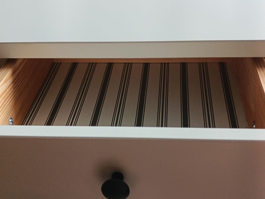 Stolik nocny Hamnes Ikea