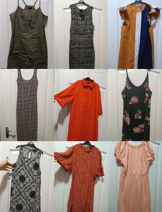 Розпродаж суконь лотом