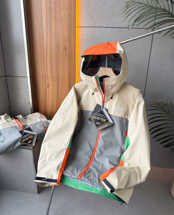 Куртка Arcteryx нова